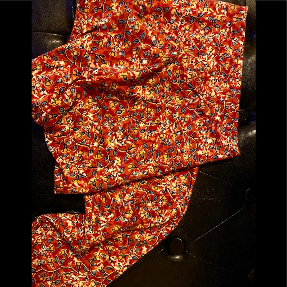 LulaRoe Tall & curvy Leggings